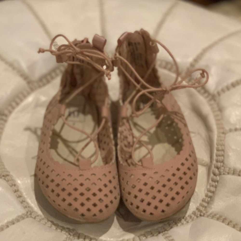 Gap toddler girls pink ballet lace up shoes Sz 7